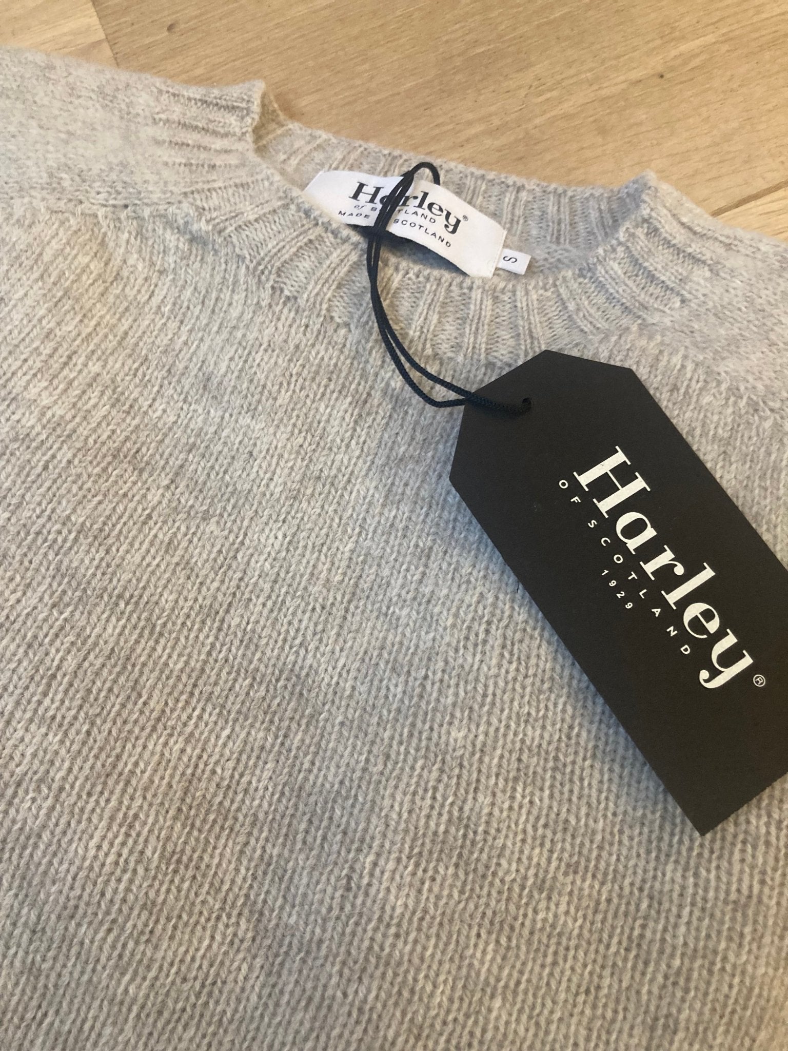 Trui | Virgin Wool | Vellum - Harley of Scotland - Truien
